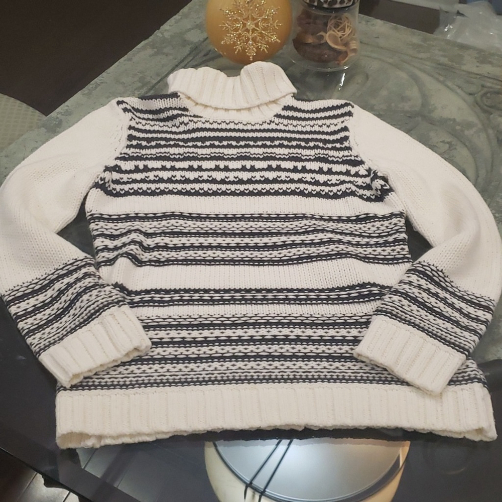 ORLY WOMEN'S VINTAGE CHUNKY CABLE KNIT COTTON BLEND TURTLENECK MEDIUM SWEATER
